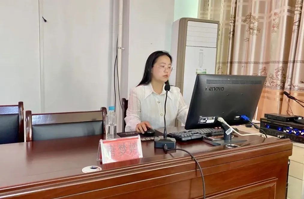 【民法典宣传月】凭祥市农业农村局举办“学法用法遵法 民法典伴我同行”专题培训班 【民法典宣传月】凭祥市农业农村局举办“学法用法遵法 民法典伴我同行”专题培训班