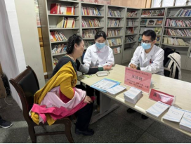 昌吉市医保局:开展“关心关爱残疾人 昌吉市医保局:开展“关心关爱残疾人